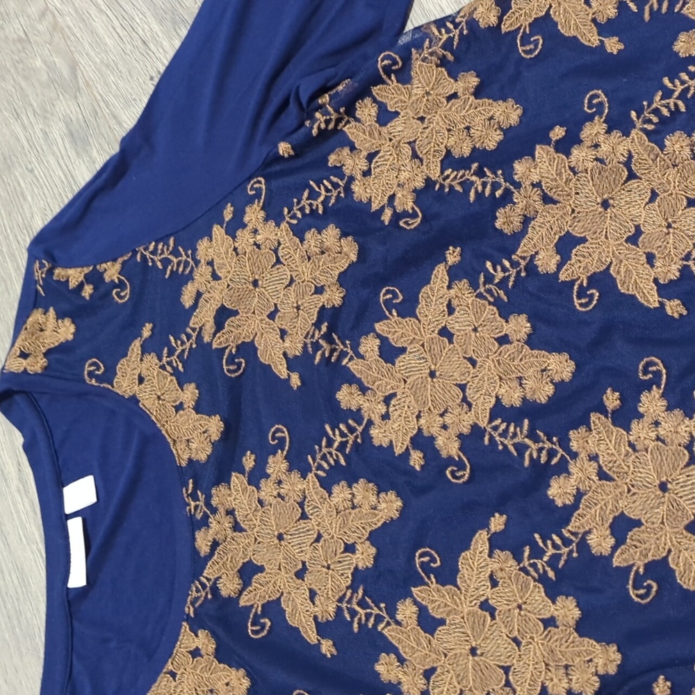 LOGO Lavish Floral Embroidered Overlay Tunic Top - Picture 4 of 11